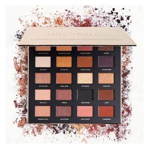 ICONIC London NIB Eyeshadow Palette - Booming & Gleaming Palette